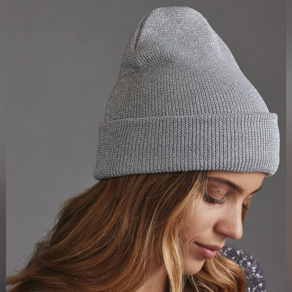 NWT Anthropology sparkle beanie in silver! - Picture 1 of 7